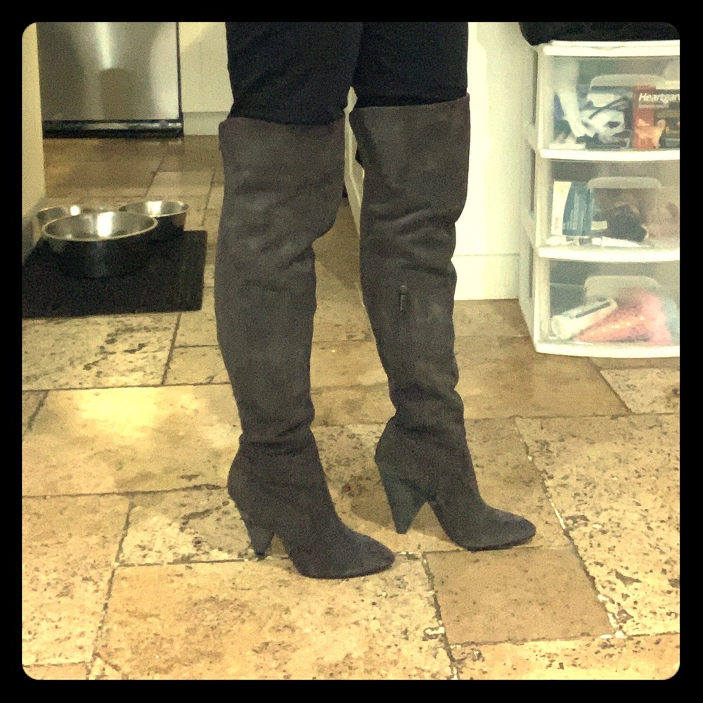 Vince Camuto gray suede OTK boot